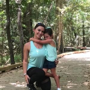 Meet your Posher, Whitney